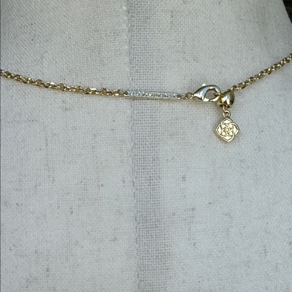 Kendra Scott Gold Chain Necklace with Green Gemstone Pendant - NWOT - Picture 6 of 6